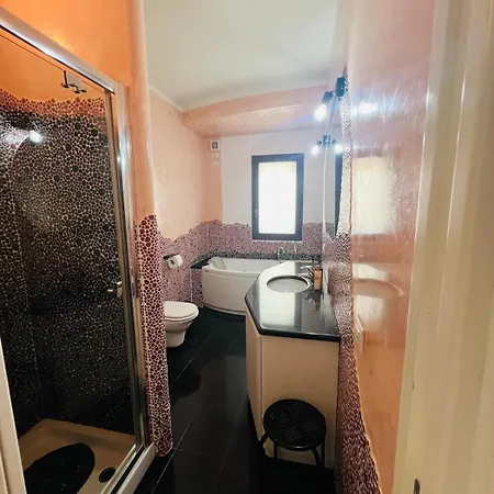 Pitris House 公寓 奧爾比亞